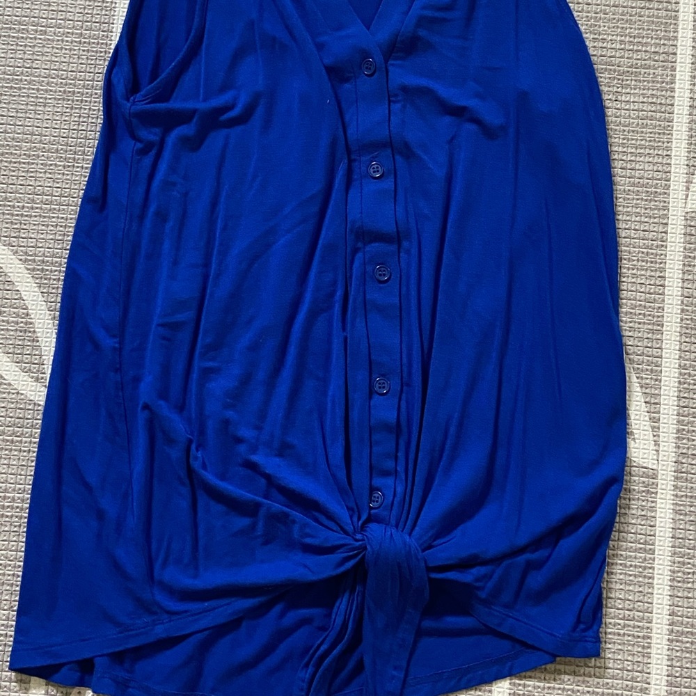 Knotted tank